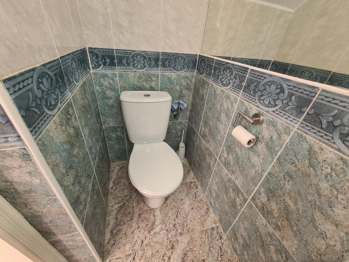 2 Bedroom Property In Closed Urbanisation Torrevieja Exterior foto